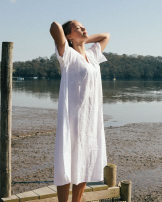 Embroidered white cotton nightdress (Polly)