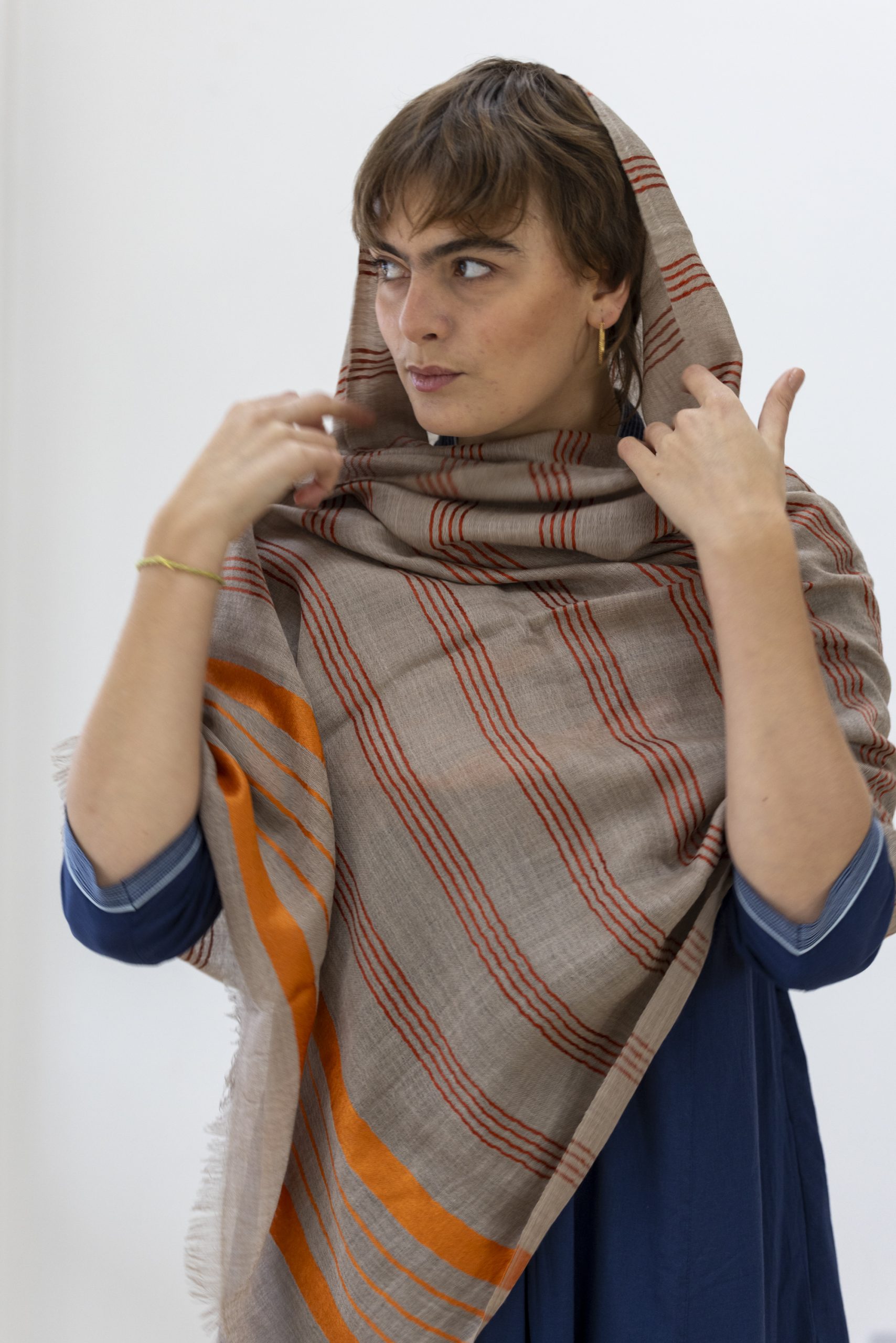 Image: Beige wool shawl with orange silk stripe